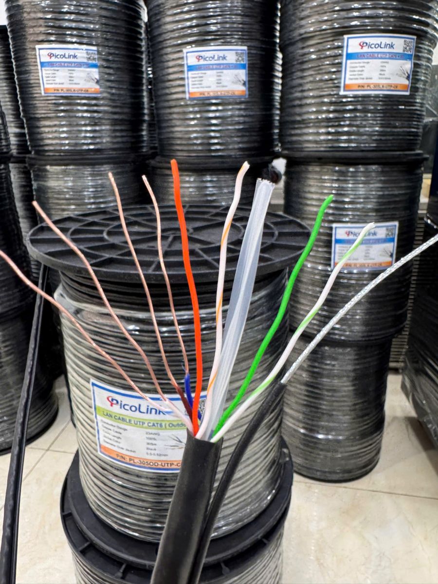 Cáp mạng CAT6 ngoài trời UTP - Có dây chịu lực gia cường PL-305OD-UTP-C6 chính hãng