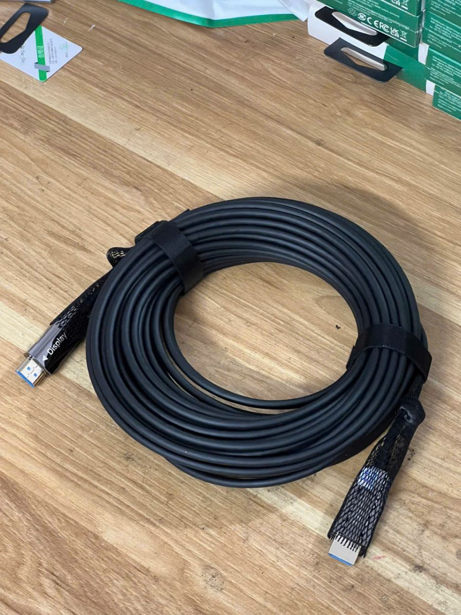 Cáp Quang HDMI 2.0 UNITEK C11072BK 25M - Hỗ Trợ 4K@60Hz, Truyền Xa Không Suy Hao, Hiệu Suất Cao